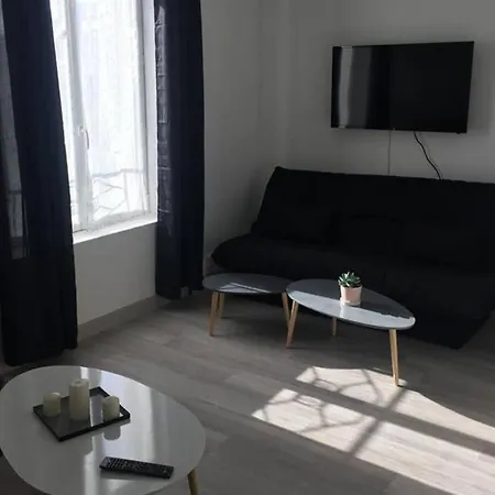 F2 Agreable Proche De Toute Commodite شقة